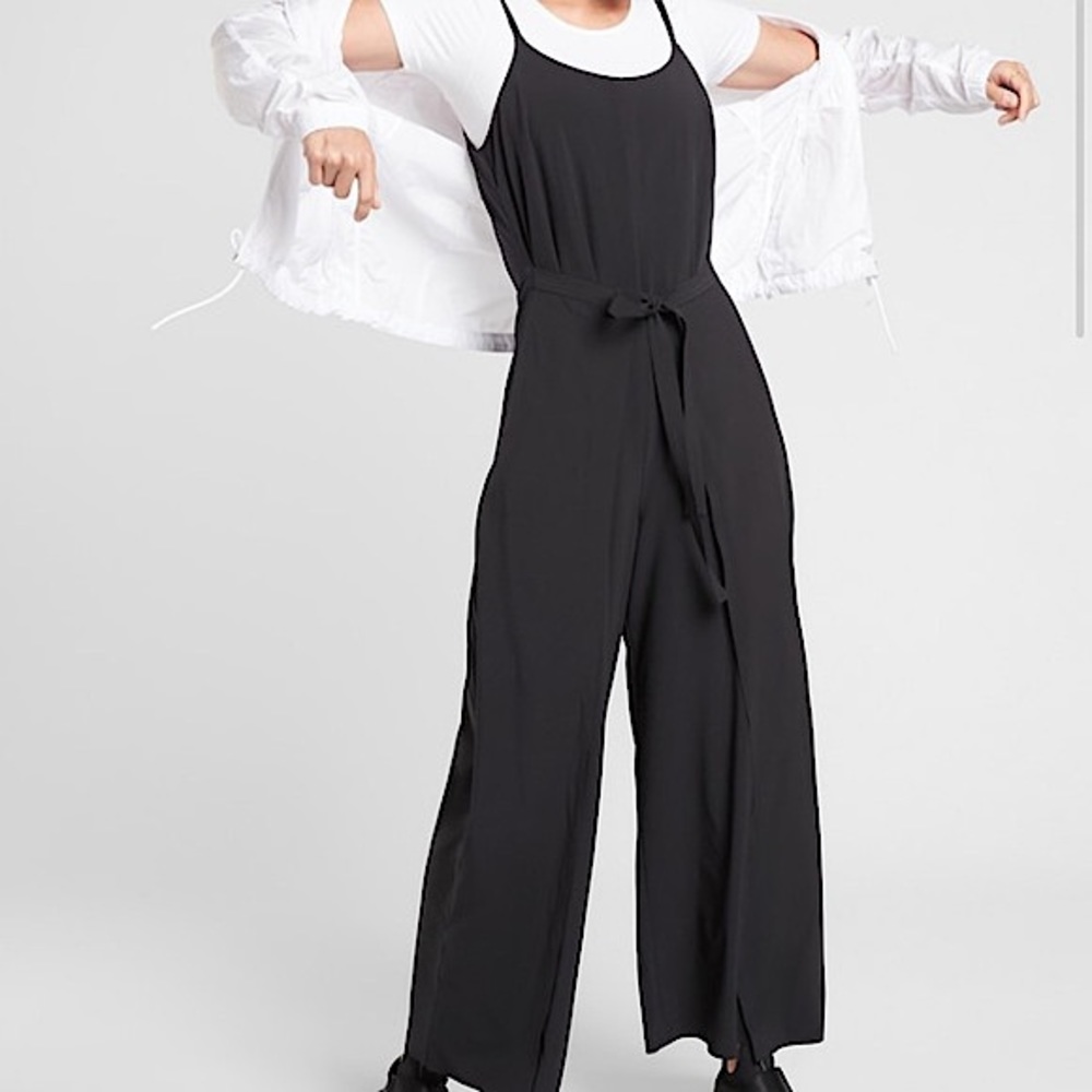 Athleta It’s a Wrap Black Tie-Waist Romper Size 8
